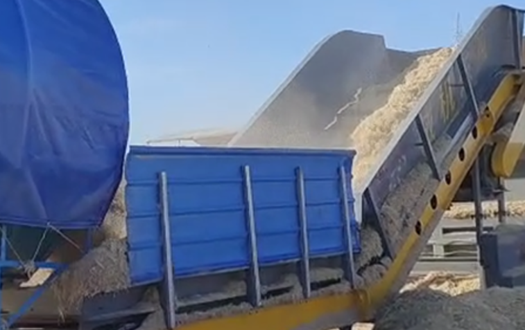 6-8 Ton Per Hour Straw Husk Crushing in Mongolia